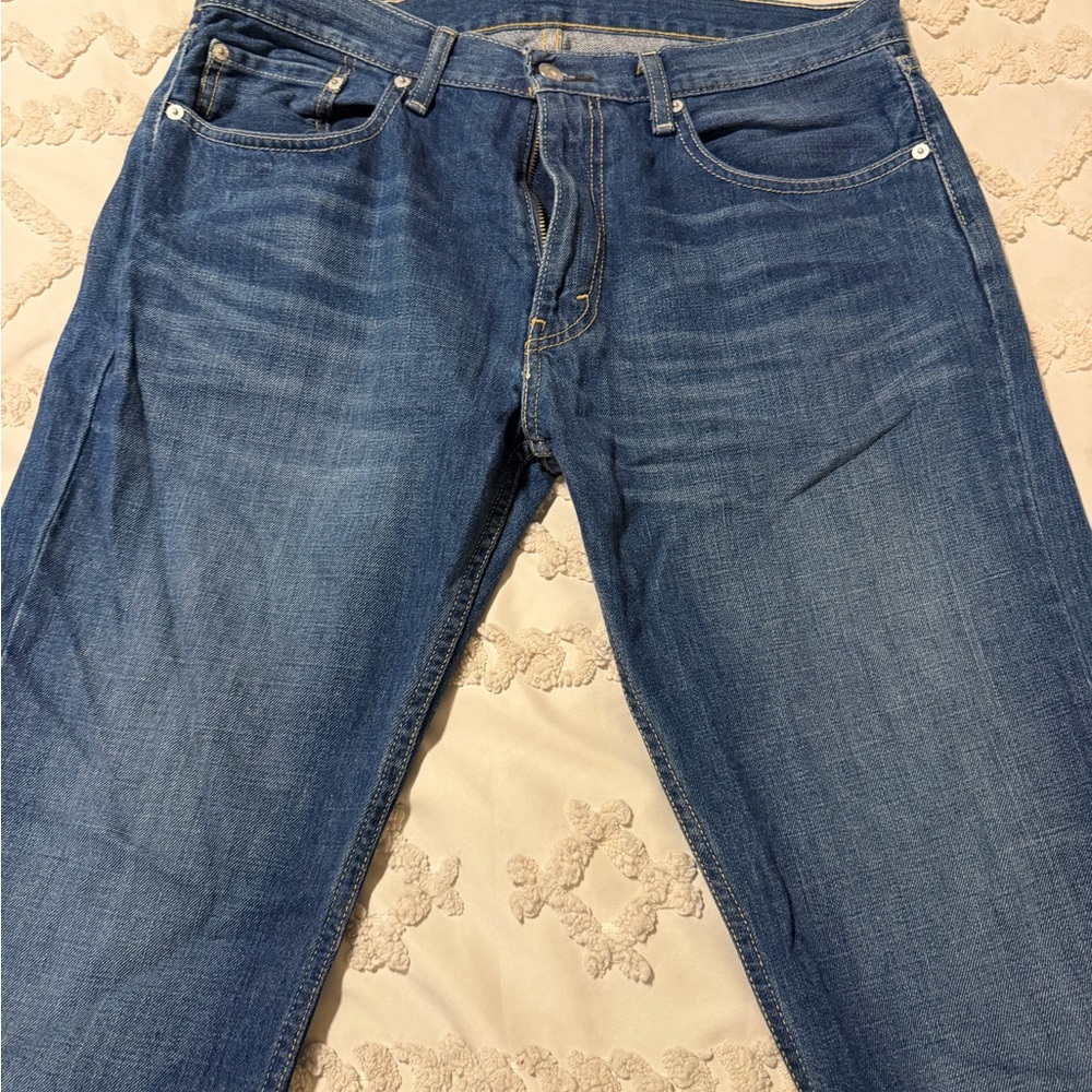 Levi's Men's Relaxed Jeans in Blue
